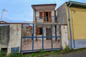 Casa Indipendente ristrutturata a Nicolosi