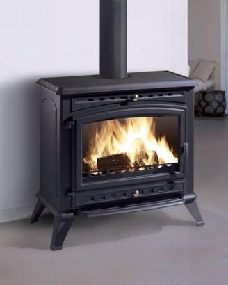 Stufa a legna Seraphine | Caminetti Montegrappa