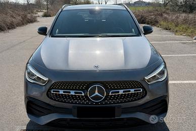 Mercedes GLA200d Premium Automatic - 78.000km