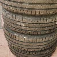 Gomme macchina