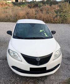 LANCIA YPSILON ECOCHIC HYBRID DICEMBRE 2020