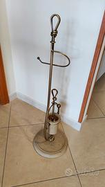 Porta carta igienica e scopino in ottone e pietra