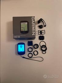 Garmin Edge 830 con accessori e sensori