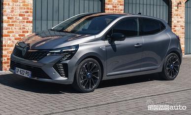 Nuova Renault Clio 2024 restayling per ricambio