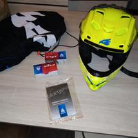 Casco Bluegrass enduro e downhill taglia S