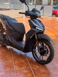 Voge sr16 125