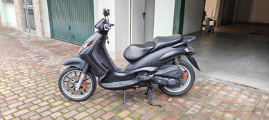 Piaggio Beverly 200