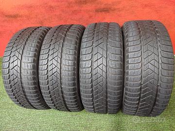 205 40 17 Gomme Invernali 80% Pirelli 205 45R17