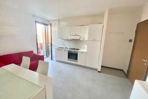 Bilocale arredato con garage