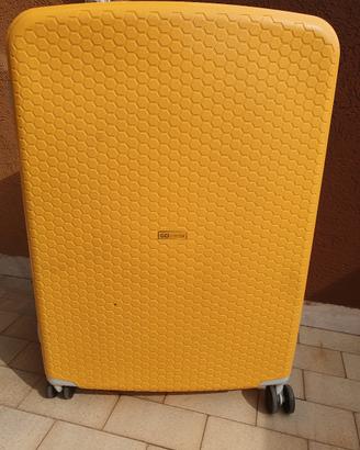 Valigia da stiva carpisa 23 kg con chiusura TSA