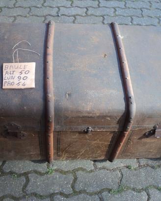 baule antico da viaggio