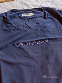 T-shirt Emporio Armani blu con strisce taglia M/l