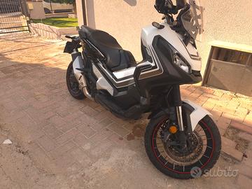 x-adv 750