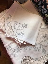 Tovaglia pizzo anni ‘60 per 12 persone