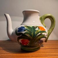 Brocca Ornamentale a Rilievo