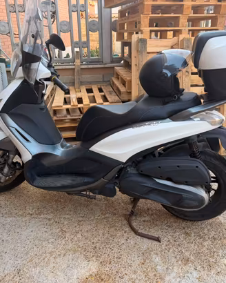 PIAGGIO BEVERLY 350 SPORT TOURING ABS 2018