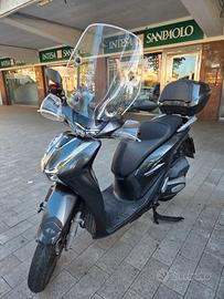 Honda SH 150 2022 valuto permuta - finanziabile