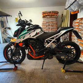 KTM DUKE 390