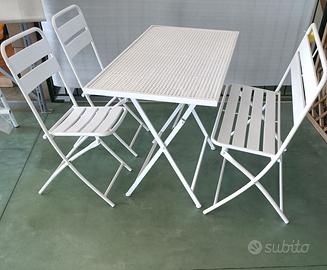 COMPLETO IN FERRO BIANCO.