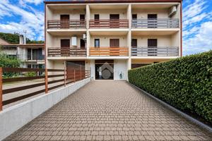 VILLA A SCHIERA A OSOPPO
