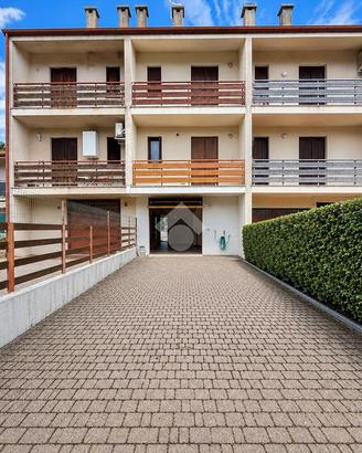 VILLA A SCHIERA A OSOPPO