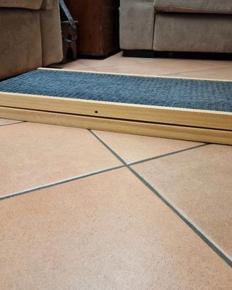 Pedana per animale domestico. 