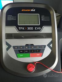 Tapis roulant marca Everfit modello TFK 300 EVO