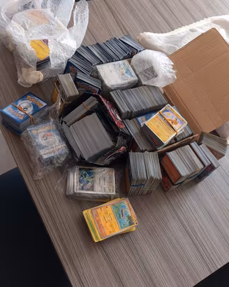 Lotto carte Pokemon da 500 carte senza doppie