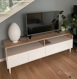 Mobile tv stile scandinavo