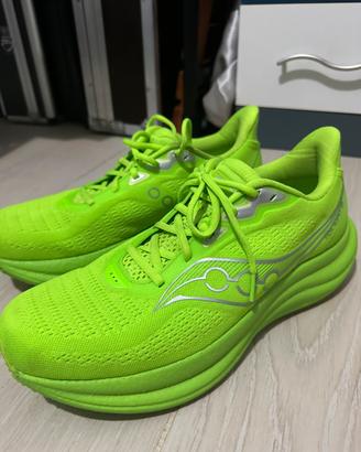 Saucony Triumph 23