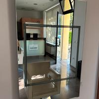 2 specchi da parete con luce