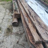Vecchio legname di Rovere, tetto cascina