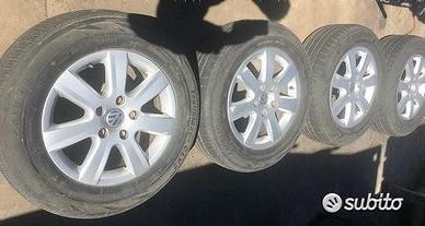 Cerchi e gomme Volkswagen Touareg