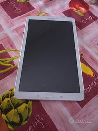 TABLET SAMSUNG TAB E (SENZA CAVO)