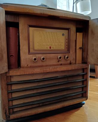 Mobile con radio e giradischi Philipps