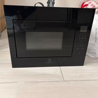 Forno microonde electrolux