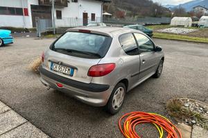 Peugeot 206 1.1i