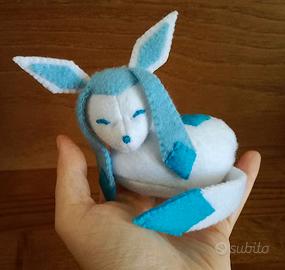 Pokemon sleepy Shiny Glaceon peluche cucito a mano