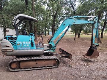 kobelco 30 coupé 