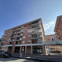 ELEGANTE ATTICO CON TERRAZZO ESCLUSIVO!