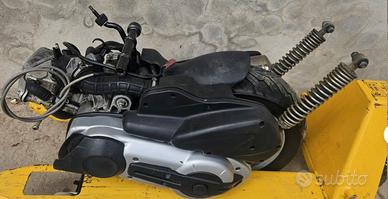 Motore piaggio beverly 500