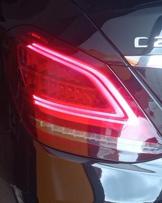 Faro posteriore sx Mercedes C220