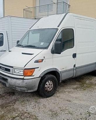 Iveco Daily C 2.3 TD 2004 Demolito - Per Ricambi