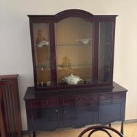 Sala Pranzo Completa: Tavolo, Sedie, credenza 