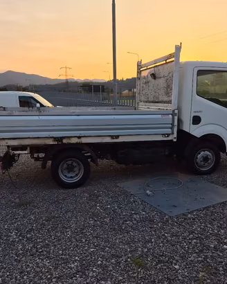 NISSAN CABSTAR CASSONE FISSO 