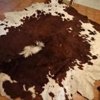 Tappeto maculato vera pelle