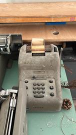 Macchine. Da scrivere e cassa