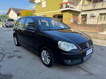 VOLKSWAGEN Polo 1.2/70CV NEOPATENTATI