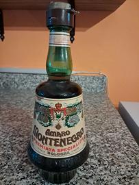 Bottiglia vintage Amaro Montenegro