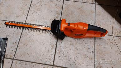 Tagliasiepi elettrico black & decker GT4550